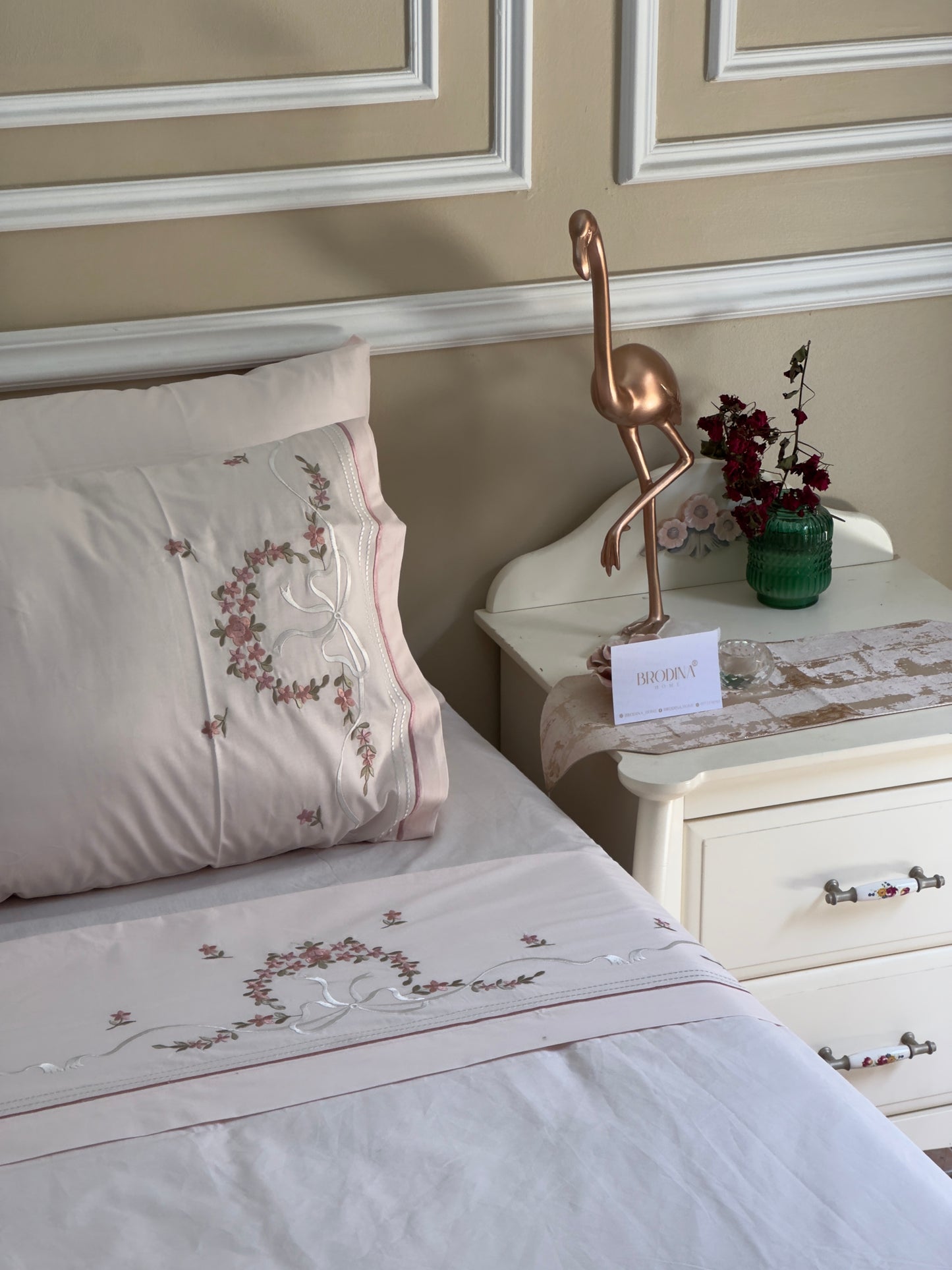 PARURE "ROSÉE" EN 6 PIÈCES - DRAP PLAT